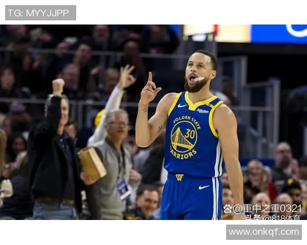 库里在季后赛对阵灰熊的精彩表现与数据分析