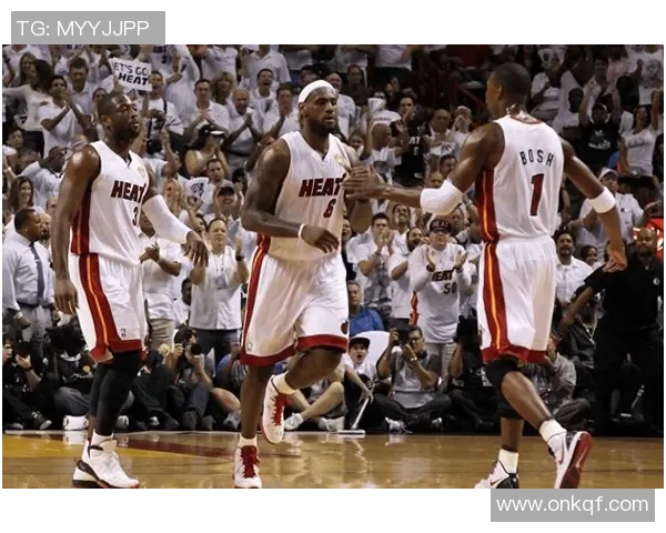 2011年NBA季后赛热火对决尼克斯的经典战役回顾与精彩瞬间分析