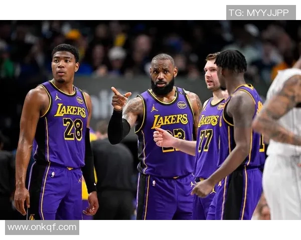 2014年7月30日火箭队与湖人队精彩对决回顾与赛后分析